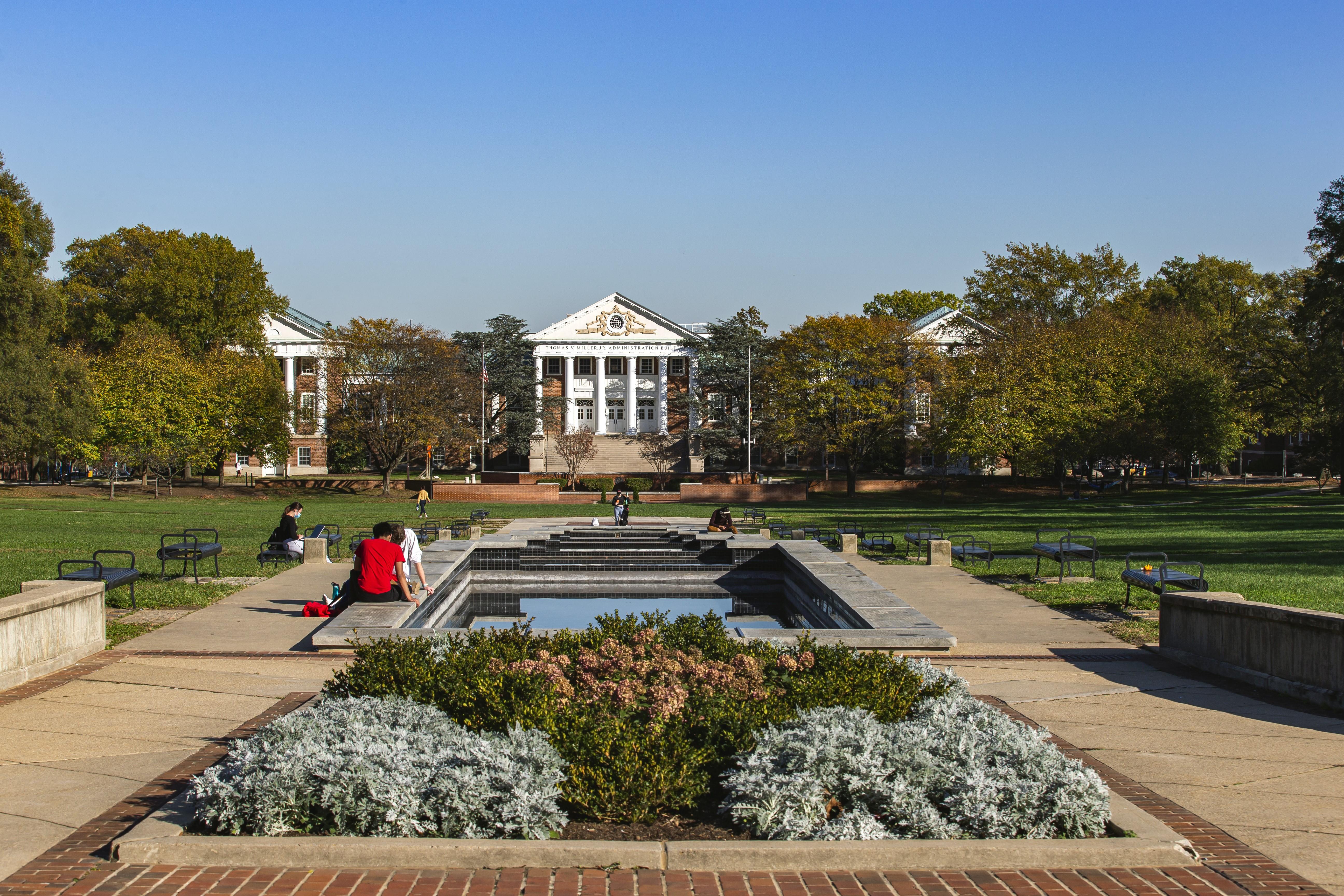 McKeldin Mall looking east